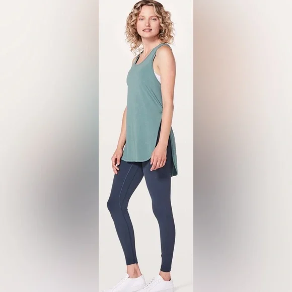 Lululemon Side Story Tank Mystic Green size 10 NWT - Picture 2 of 8